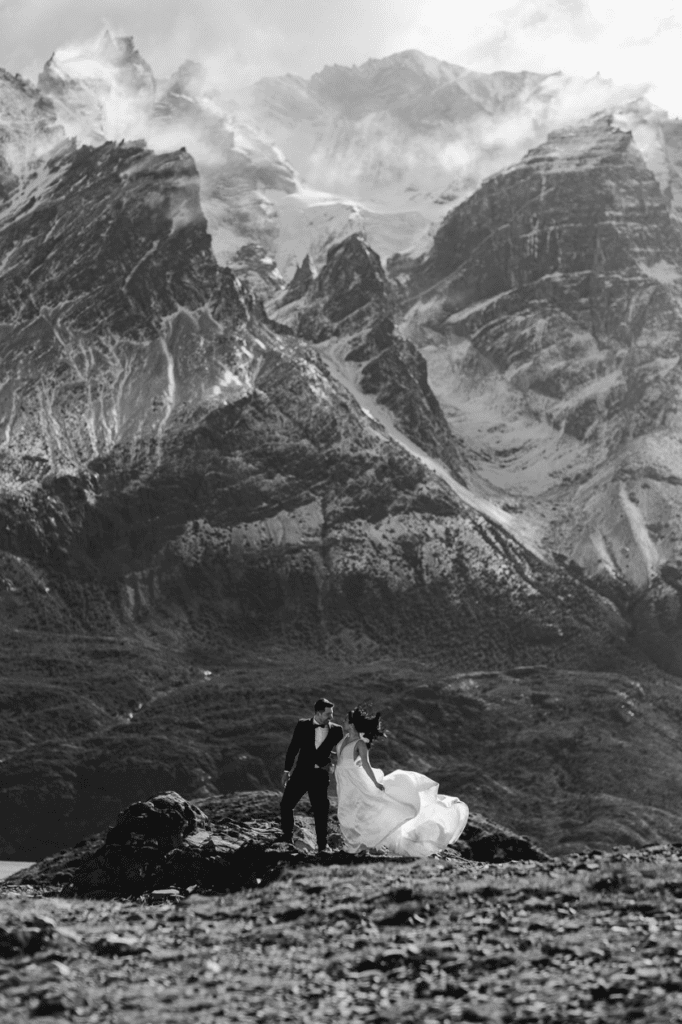 adventure photography wedding style, top 10 wedding photography styles